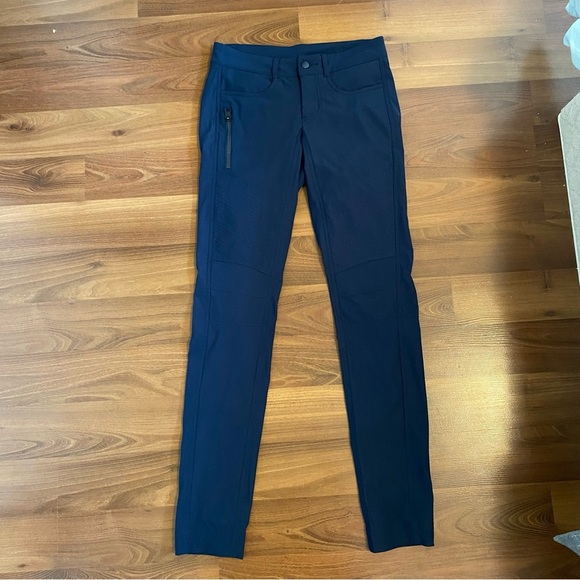 LULULEMON Navy Blue Moto Style Pants - Picture 2 of 7